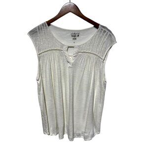 Wrangler Ivory Top Size XL